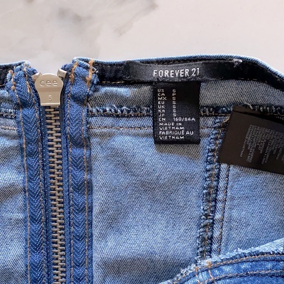 Forver 21 Sweet Flora Denim Crop Top - Picture 3 of 4